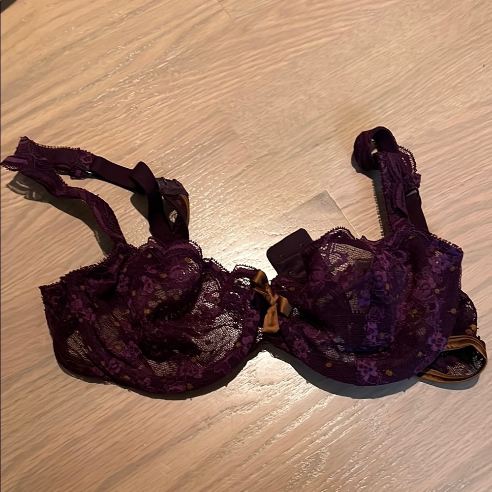 Elegant Purple Lace Bra - 36C